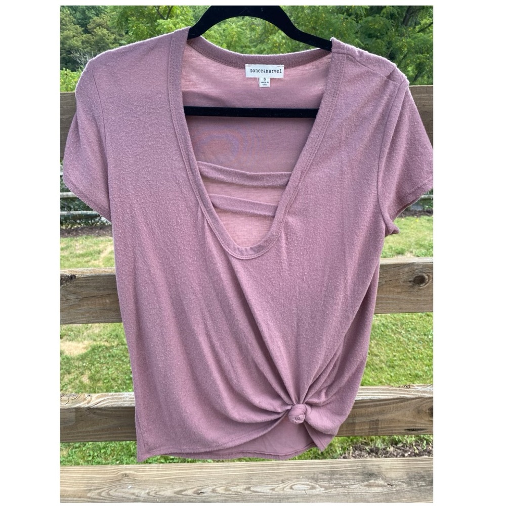 Short sleeve cutout tee